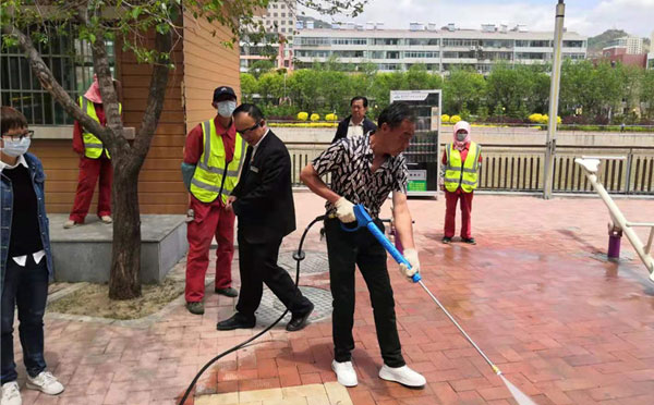 西宁环卫隆子高压清洗机交机展示现场